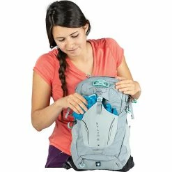 Osprey Sylva 12 Hydration Pack -Deals Osprey Store 10412984x1184915 vFeature