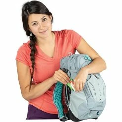 Osprey Sylva 12 Hydration Pack -Deals Osprey Store 10412984x1184915 vFeature 1